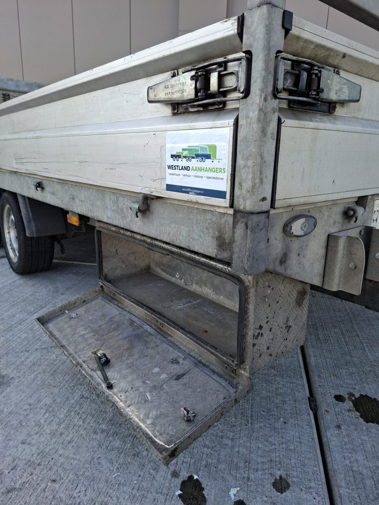 WhatsApp Image 2026-03-26 at 08.28.48