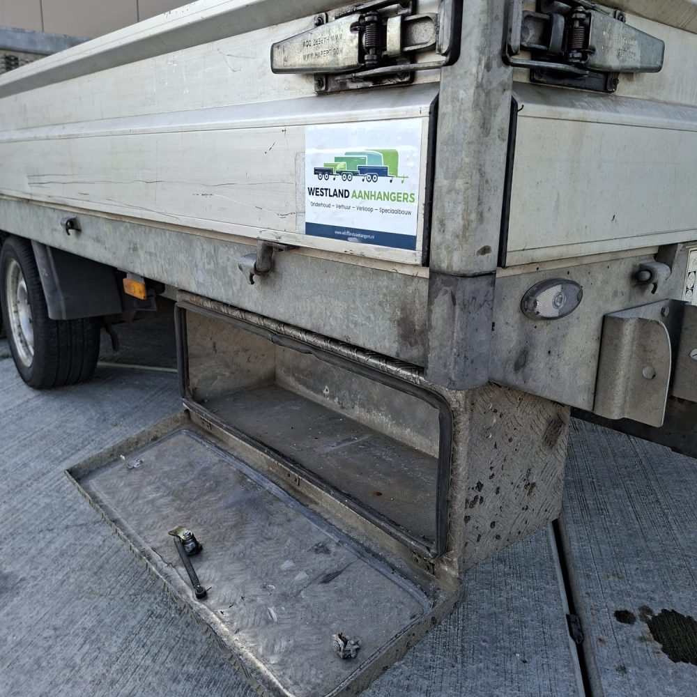 WhatsApp Image 2026-03-26 at 08.28.48